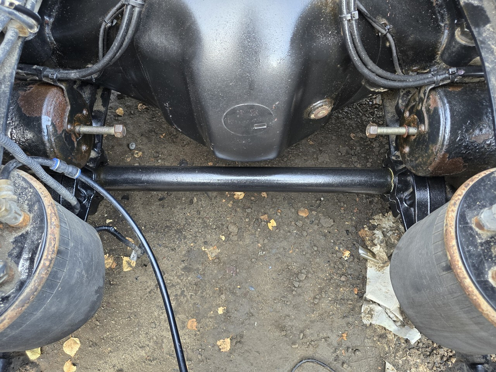 Стабилизатор задний 2023г