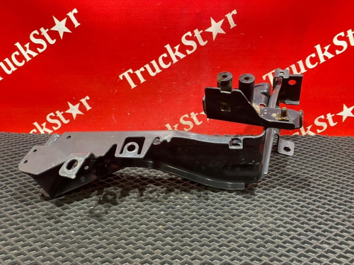 Кронштейн фары правой 2019г.