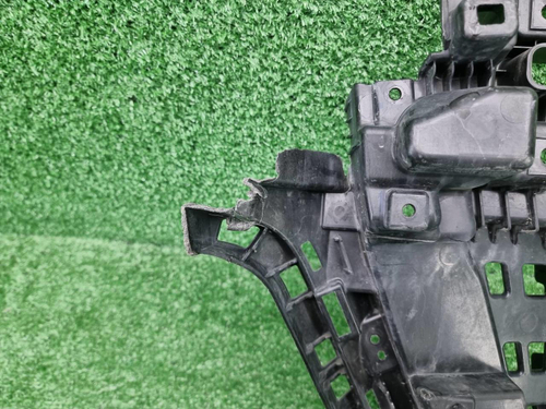 Кронштейн переднего бампера Hongqi H5 2 (22-нв)