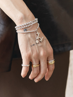 браслет с серебряными шариками 4 мм