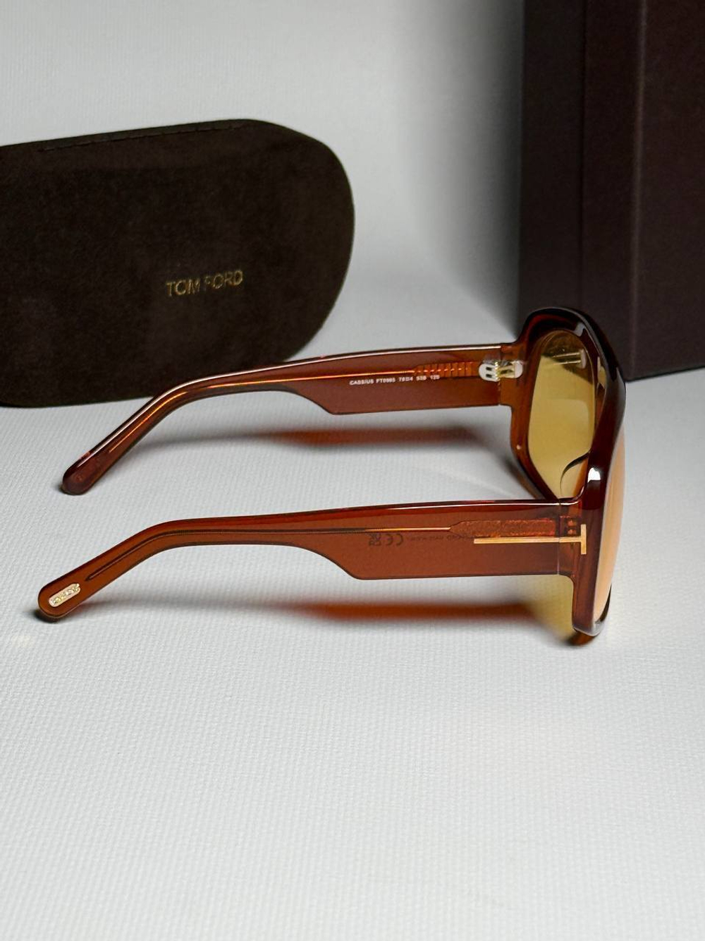 Солнцезащитные очки Tom Ford