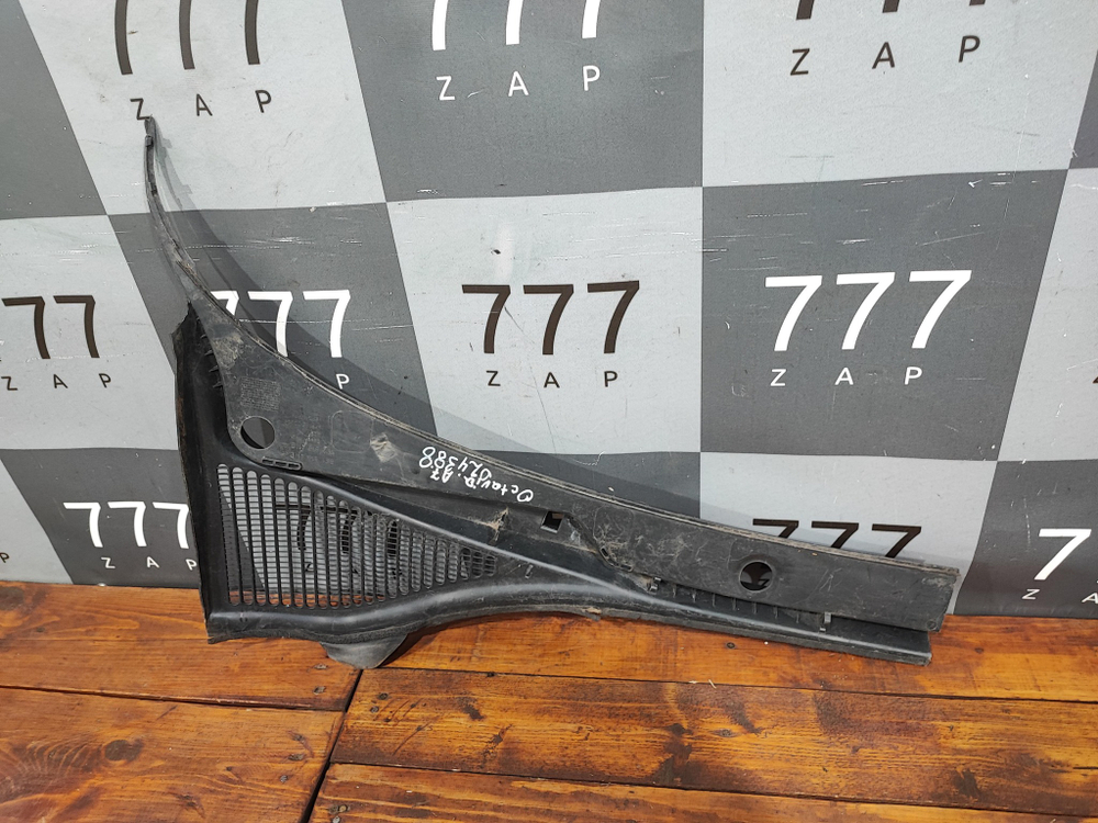 Жабо левая часть Skoda Octavia 3 (A7) 13-20 Б/У Оригинал 5E1819415B