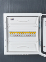 KARAT Автоматический выключатель ВА47-60M 3P C 20А 6кА IEK