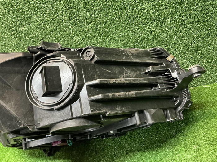 Фара левая Mercedes S W223 (20-нв) Digital Light