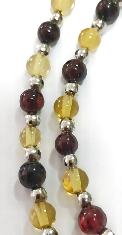 Комплект украшений с янтарем(бусы плюс браслет)