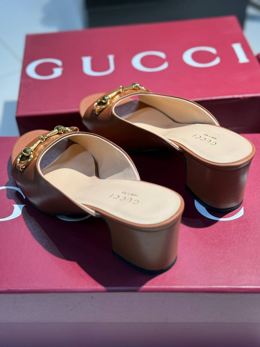 Босоножки Gucci