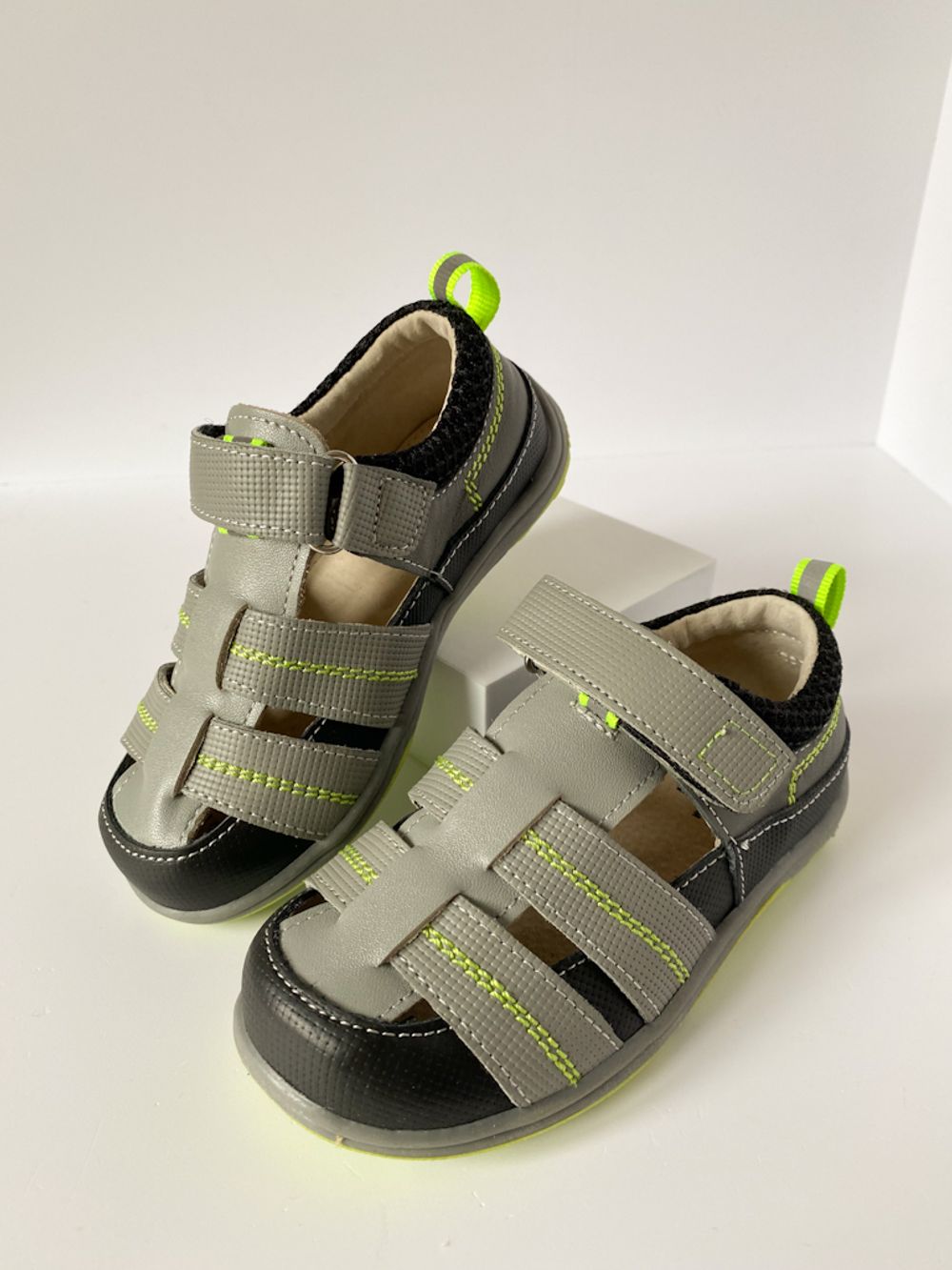 Новые сандалии See Kai Run, 24