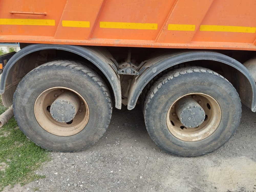 КамАЗ 6520 6x4 Самосвал 6520-3026012-53 (Дизельный, 11,7 л, 400 л.с., МТ)