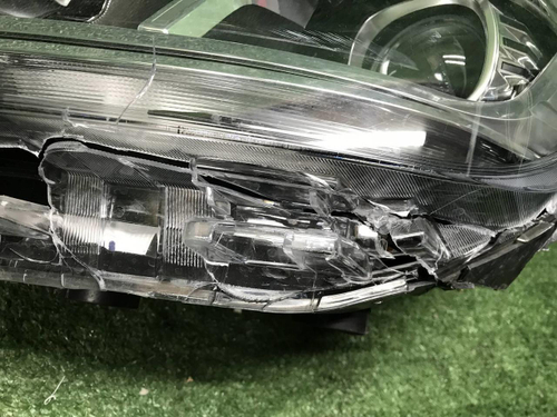 Битая Фара левая Chery Tiggo 4 Pro (20-нв) галоген