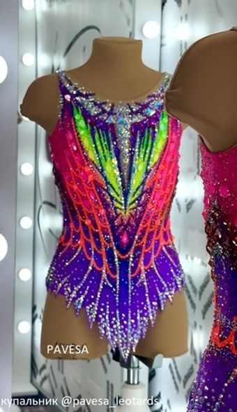 Leotard for rhythmic gymnastics