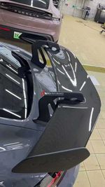 Карбоновый спойлер для Porsche 718 Cayman GT4RS Порше