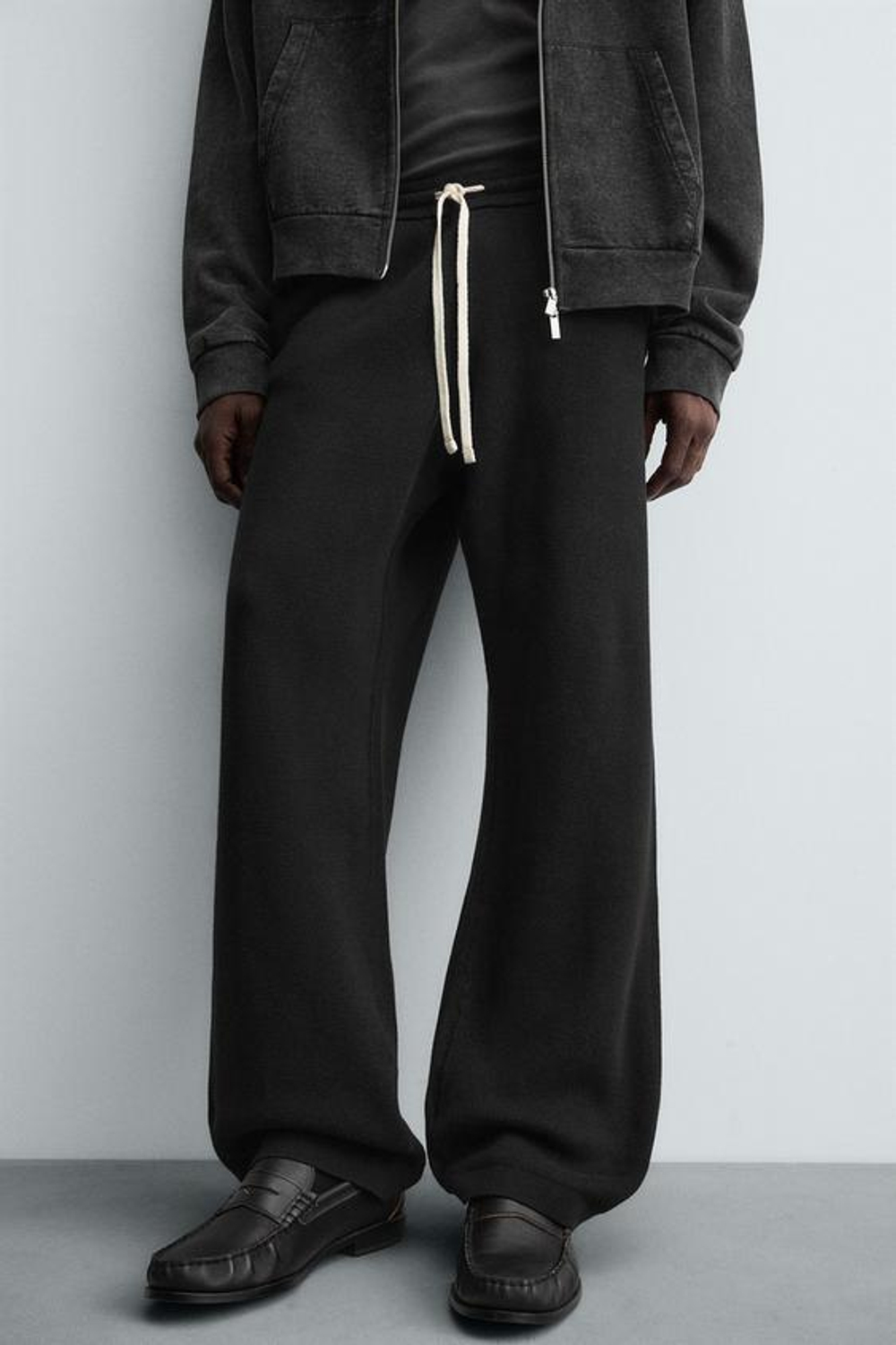 ZARA БРЮКИ ИЗ ТРИКОТАЖА С РЕЛЬЕФНОЙ СТРУКТУРОЙ, ЧЕРНЫЙ