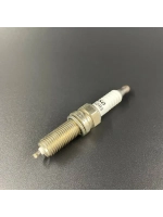 Cвеча XU22HDR9 (1643 LKR7E)