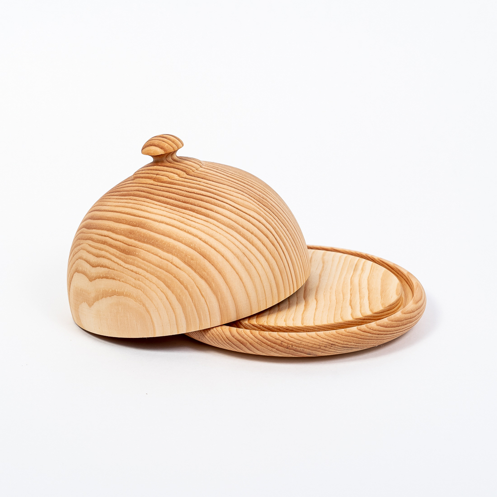 Масленка из дерева Сибирский Кедр для сливочного масла. MS1