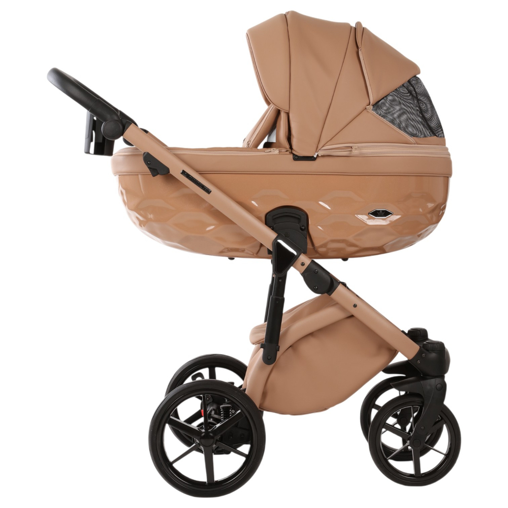 Коляска 3 в 1 Adamex Chantal Pro Natura