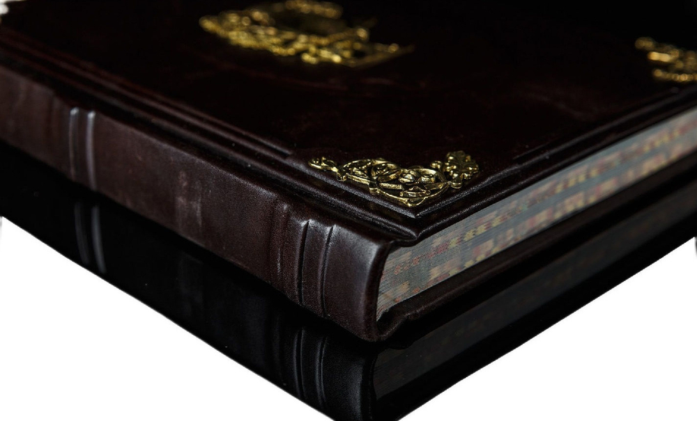 "Книга мудрости" Книга подарочная в кожаном переплете с ажурными уголками и накладкой в виде совы