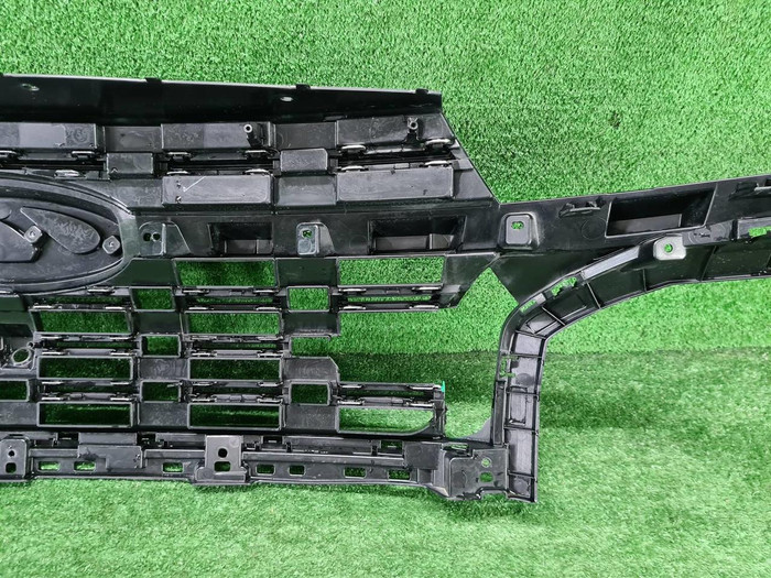 Решетка радиатора Chery Tiggo 8 (2022-н.в.)