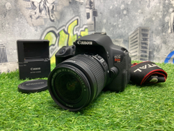 Canon Rebel T4i Kit 18-55mm IS II 14.000 кадров