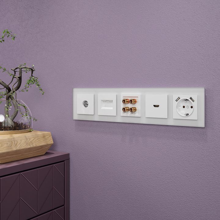 Рамка на 5 постов Werkel Favorit белый матовый W0051105 4690389160103