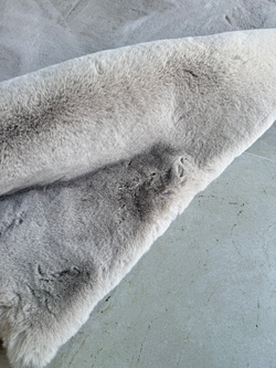 Ковер меховой имитация кроличьего меха