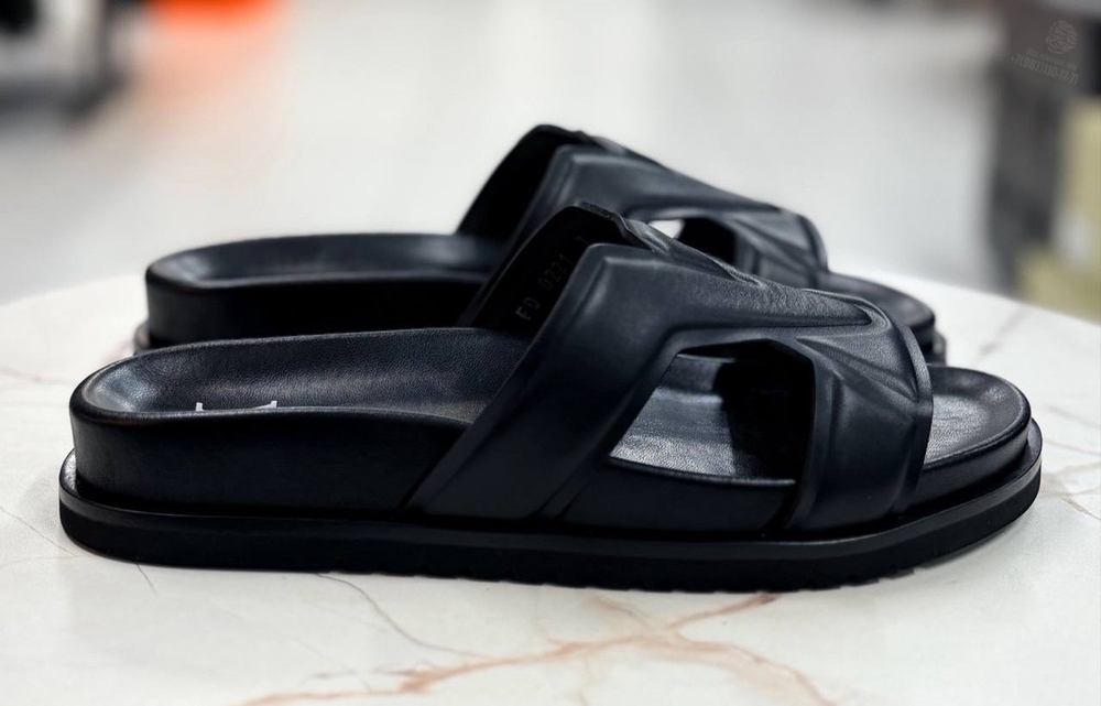 Шлепанцы Louis Vuitton Oasis Mule