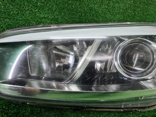 Битая Фара левая Kia Ceed 2 JD (2012-2018) галоген