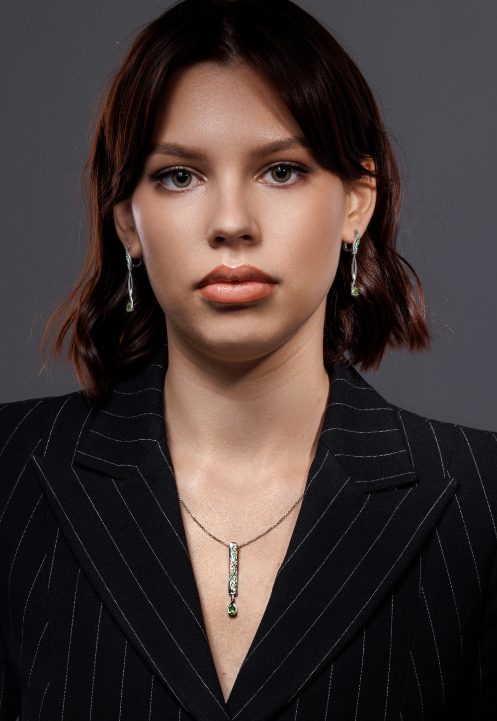 Подвес из серебра со вставками из оранжевых фианитов