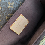 Louis Vuitton Pochette Metis East West