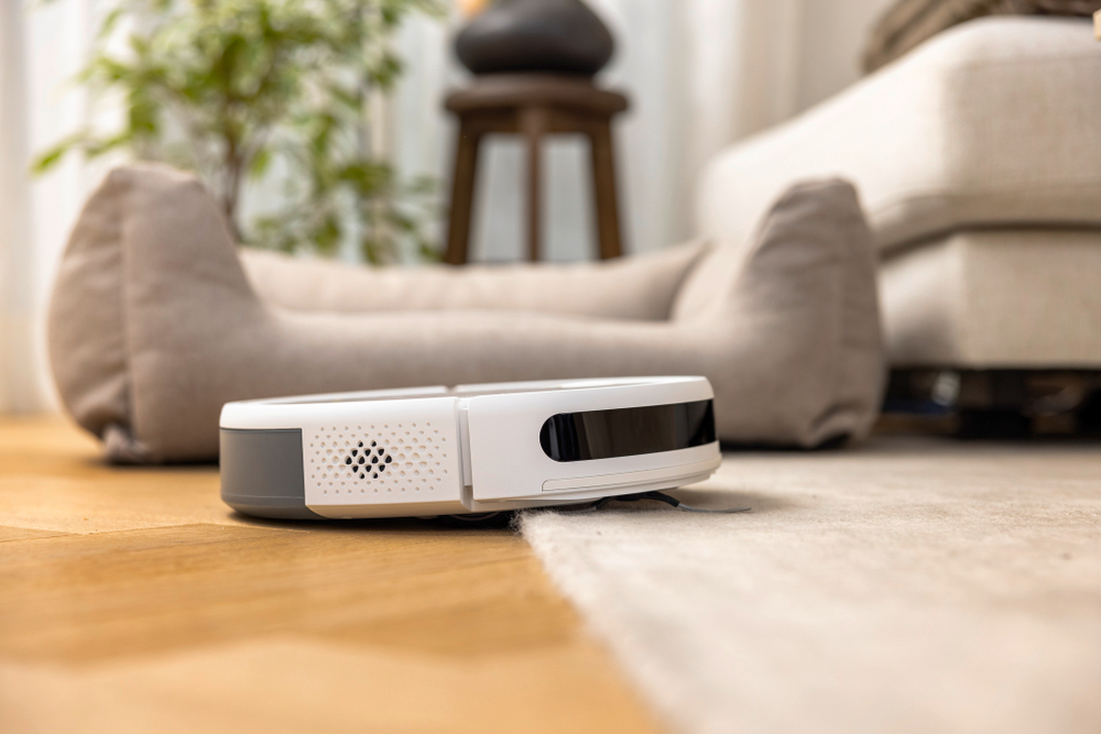 Робот-пылесос с функцией влажной уборки пола RCV 2