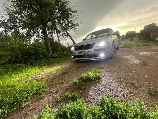 Накладка переднего бампера ABT для VW Passat B5