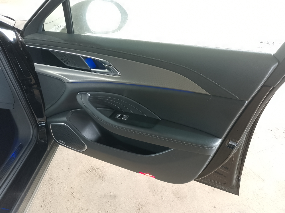 HONGQI H5 2.0 АТ Deluxe+