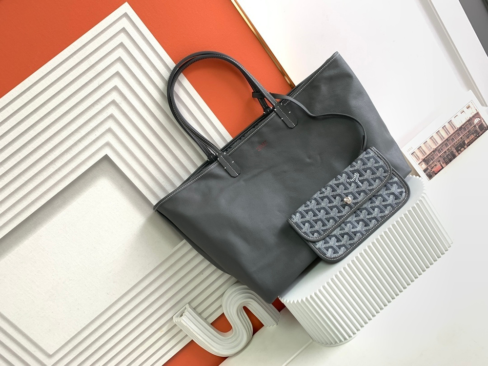 Goyard Anjou PM Bag