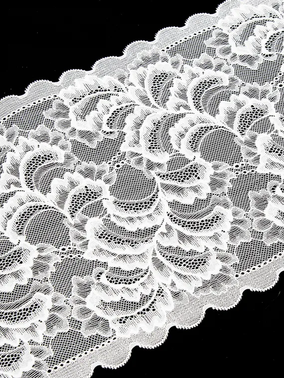 03-276 Кружево эластичное 22 см, теплый белый