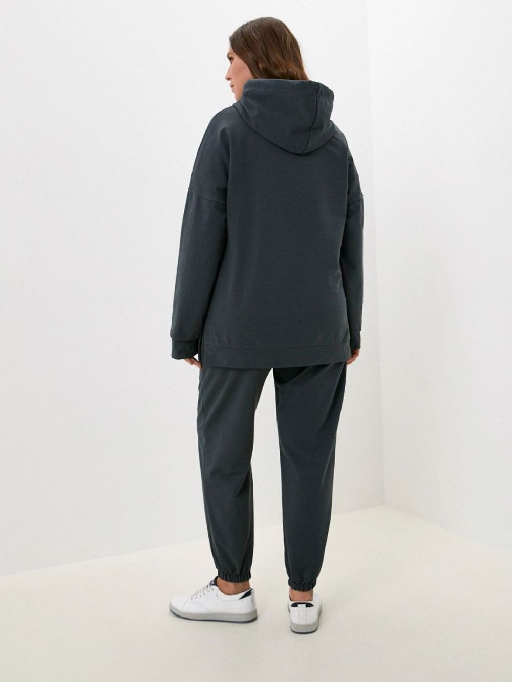 Костюм спортивный