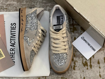 Ball Star Silver Glitter With Ice-Gray Suede Inserts