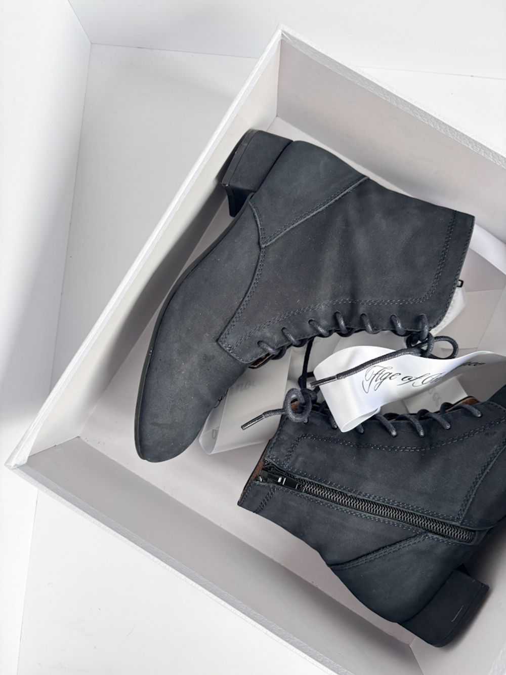 Замшевые ботинки Age of Innocence, 32