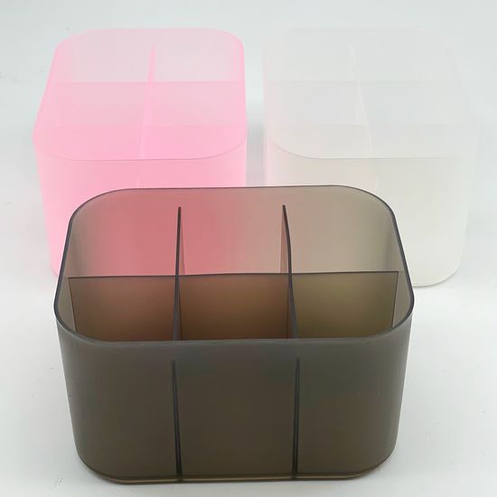 Контейнер пластиковый 6 секций. Черный, розовый, прозрачный