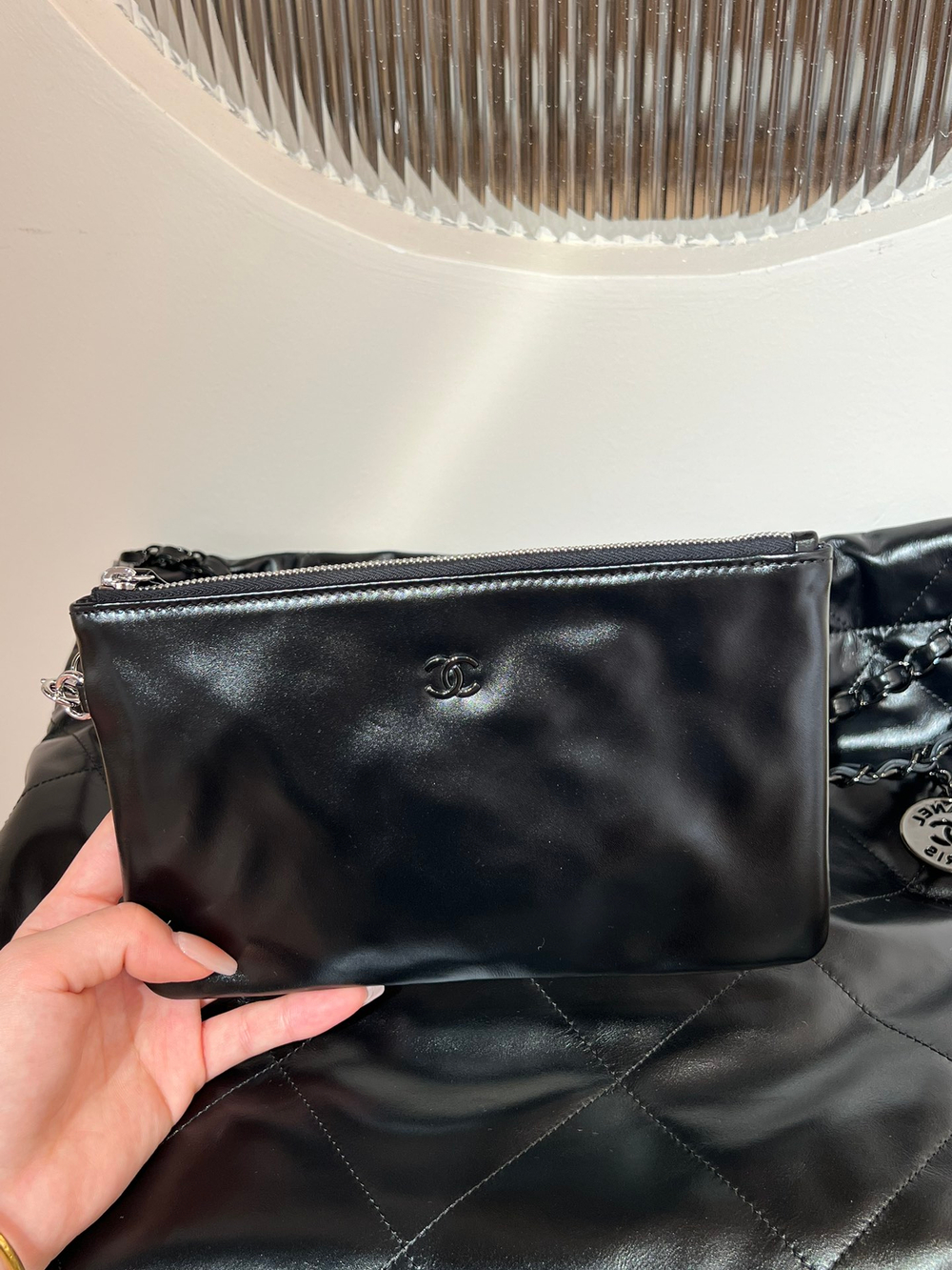 Chanel 22 Handbag