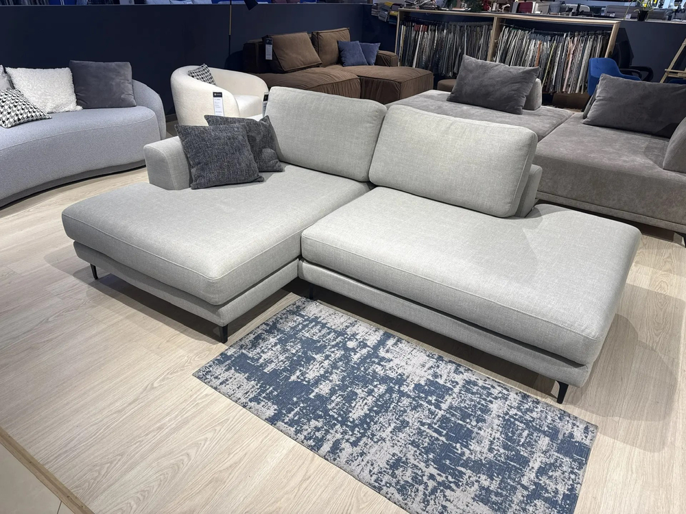 Диван Магнус