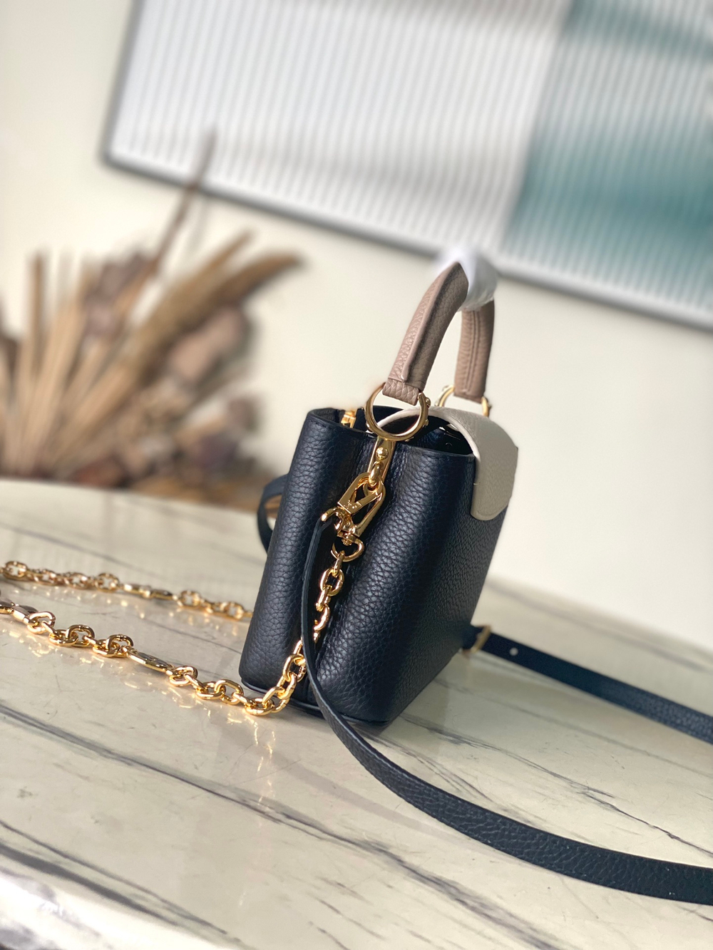 Louis Vuitton Capucines Mini