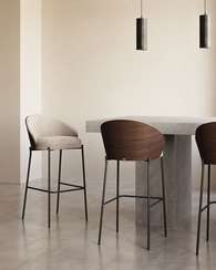 Полубарный стул Eamy светло-коричневый с отделкой орех