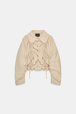 ZARA КОРОТКАЯ КУРТКА-ТРЕНЧ С РЮШАМИ, БЕЖЕВЫЙ