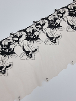 Вышивка на сетке с бежевый/чёрный К642 правая