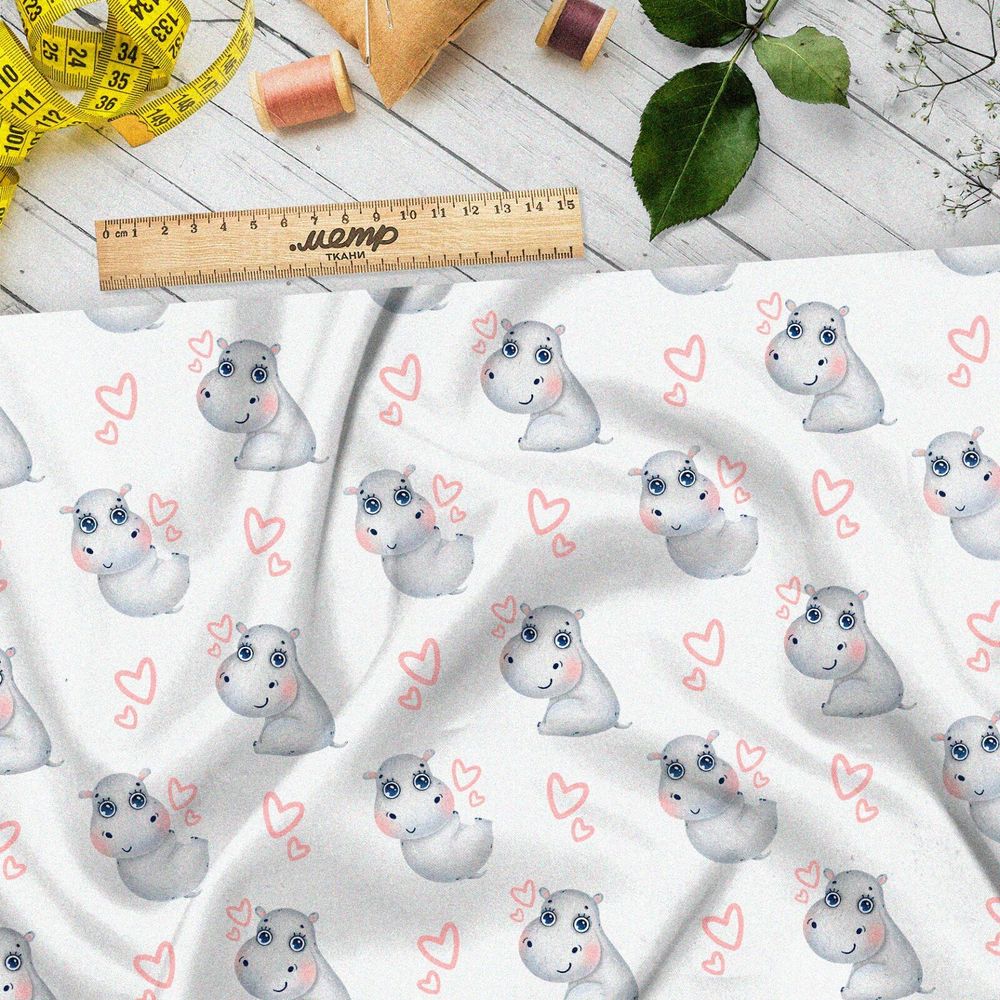 Ткань габардин бегемотики и сердечки
