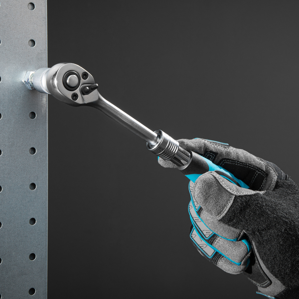 Ключ-трещотка телескопический 1/4", 150-200 мм, CrV, 72 зуба, с быстрым сбросом, хром Gross