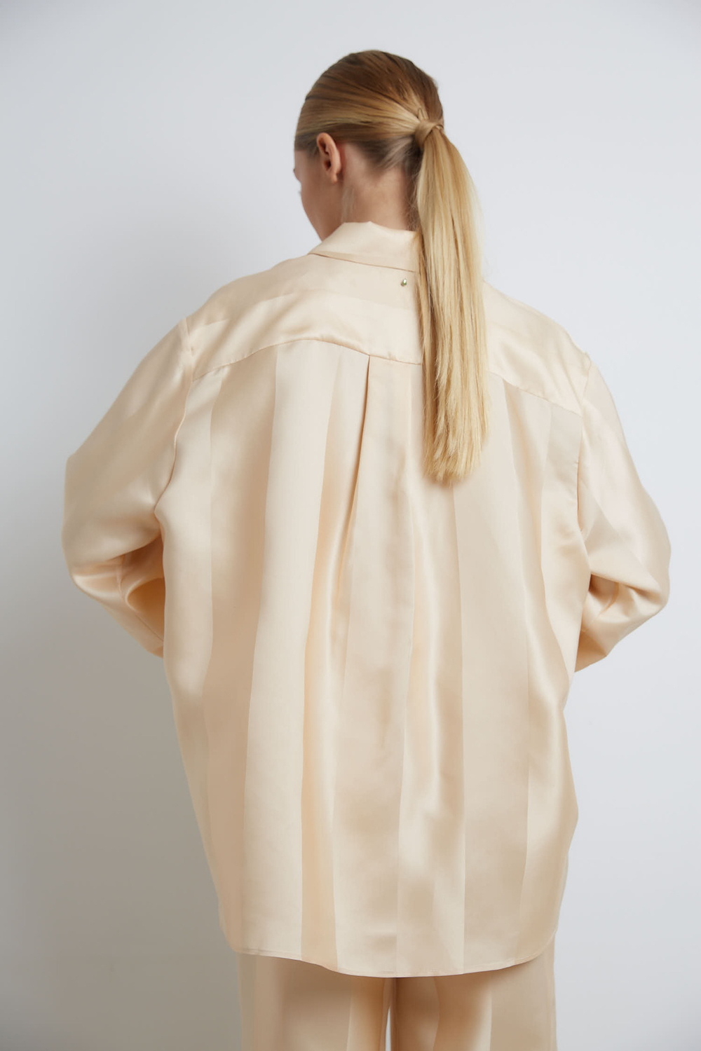 Рубашка из шелка Анн Демельмейстер в полоску персиковый