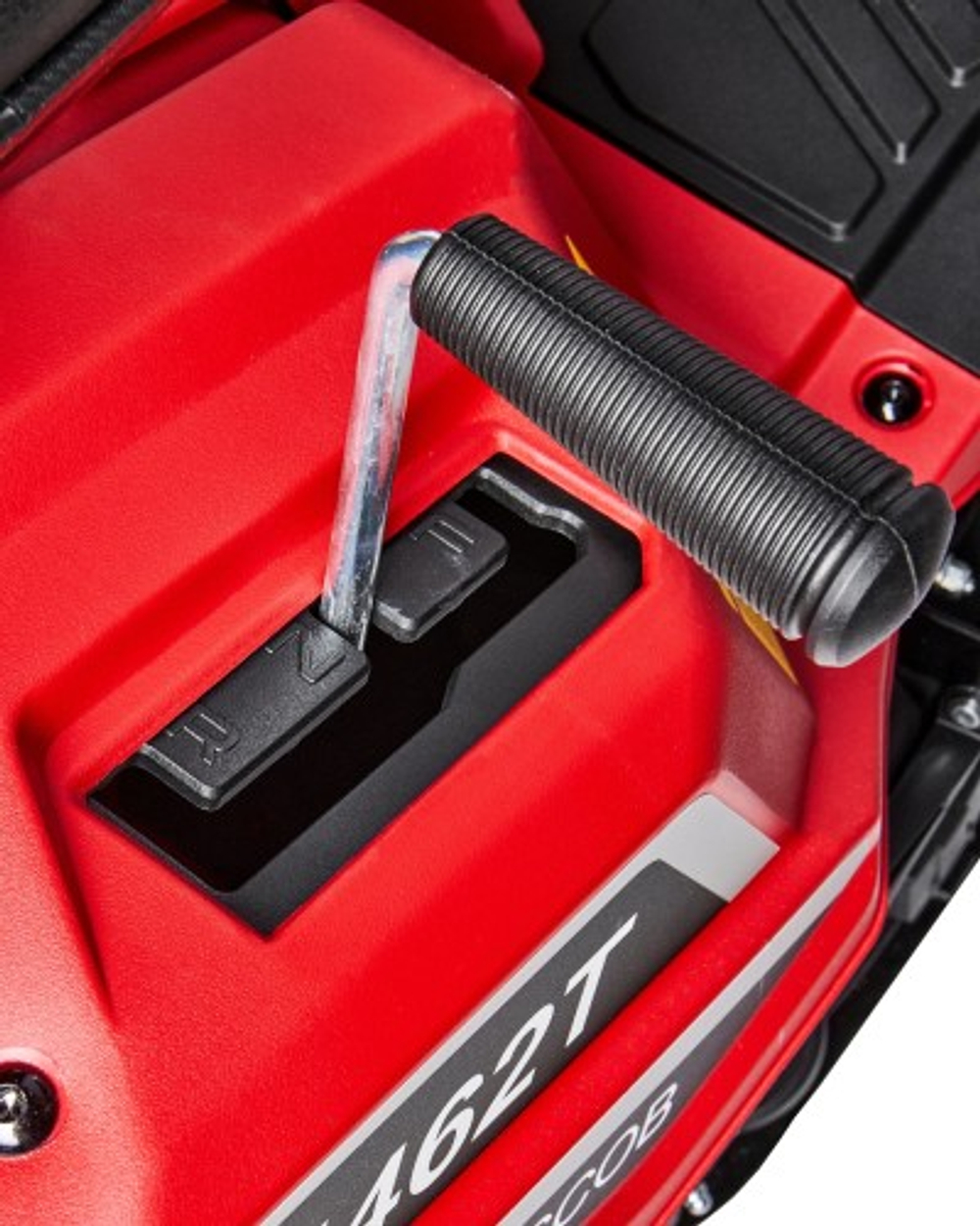 Трактор садовый ELITECH МБ 4462Т с сиденьем 210954