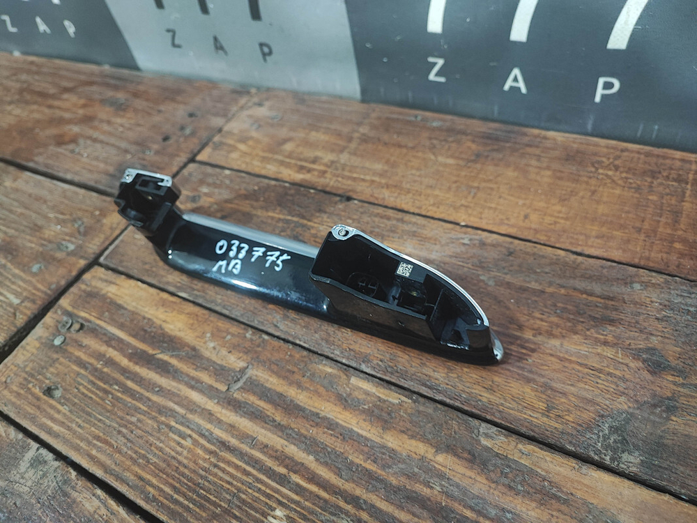 Ручка двери левой Mercedes S-Class (W223) 20-нв Б/У Оригинал A09976055039999