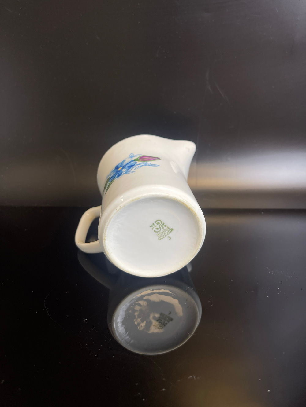 Молочник фарфоровый клеймо Wloclawek porcelana, объём-200 мл, цветы декор, винтаж Польша, времён СССР 1965-1975 гг