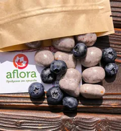 Банан в черничном йогурте